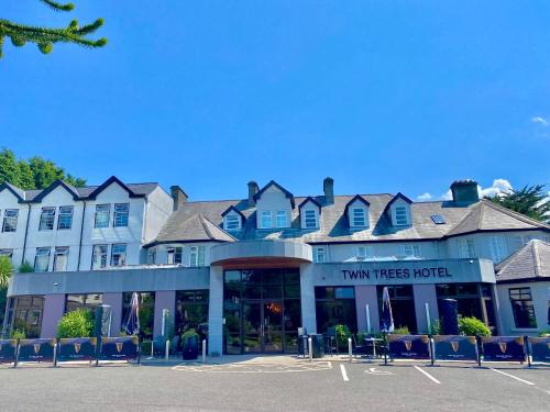 Twin Trees Hotel